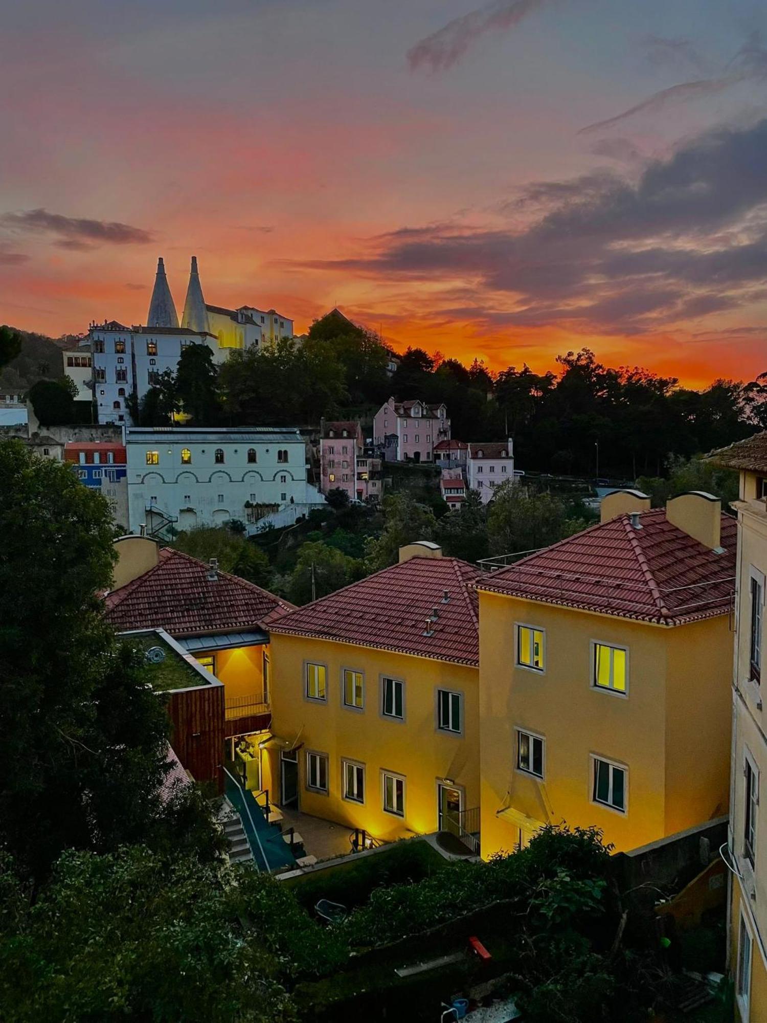 Casa Mariana 2 - Viver A Vila Sintra Exteriör bild